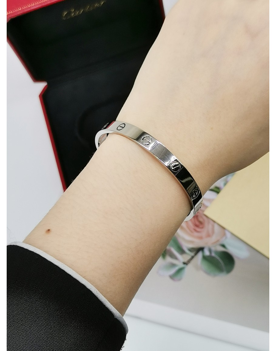 Cartier bracelet used online for sale